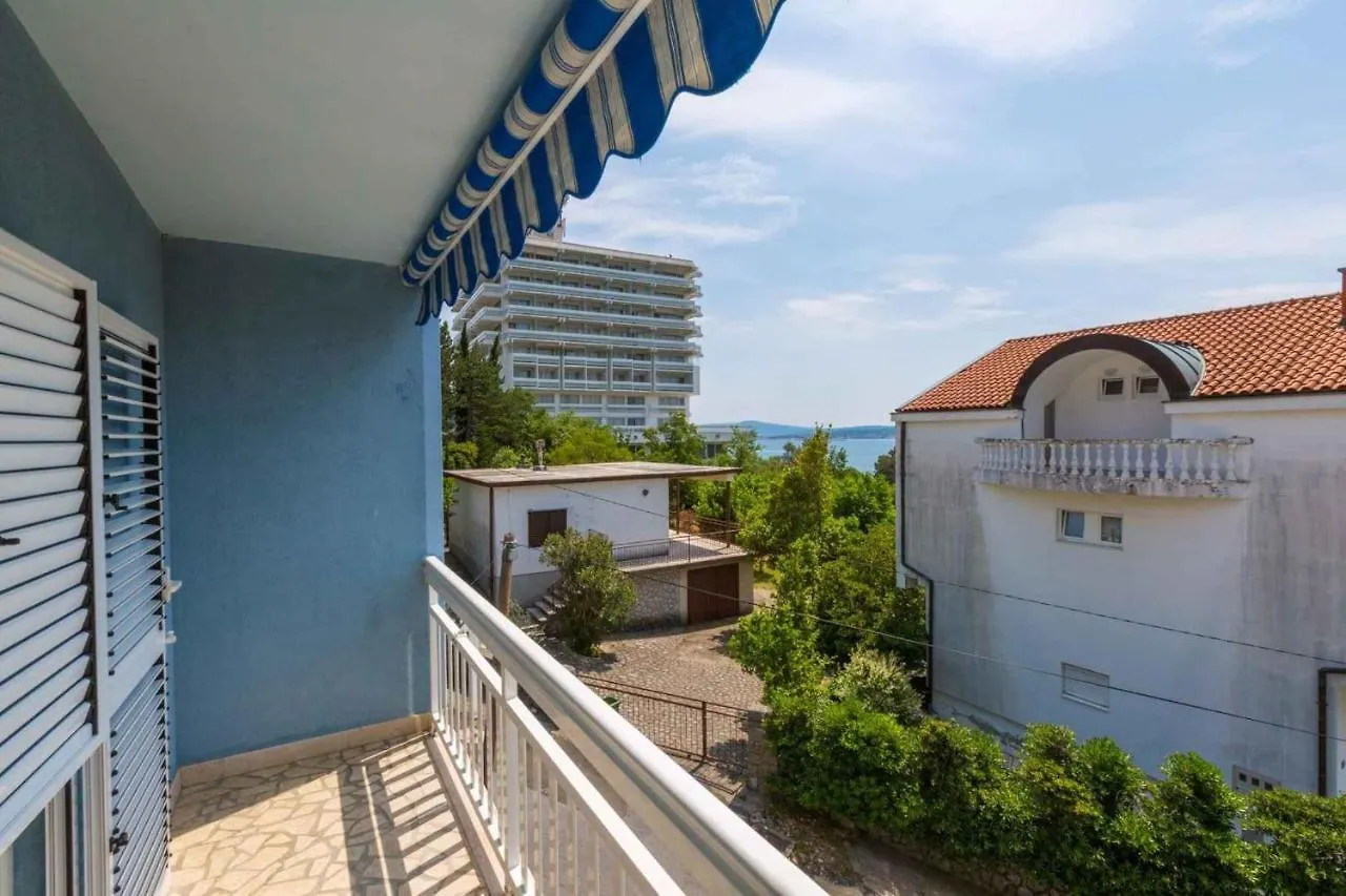 Apartments In Dramalj 39393 Croatia